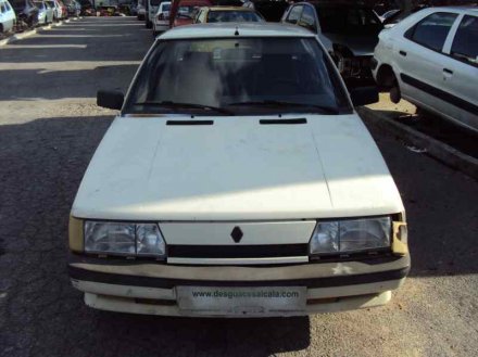 Vehiculo en el desguace: RENAULT 9 GTD Spring