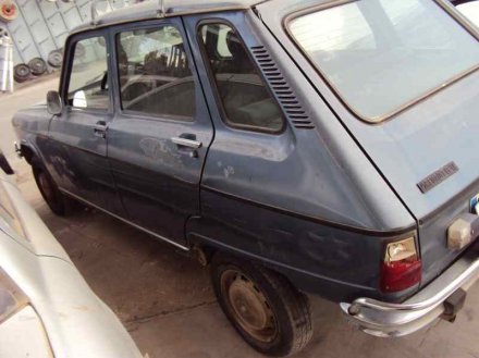 Vehiculo en el desguace: RENAULT R 6 *