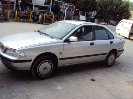 Vehiculo en el desguace: VOLVO S40 BERLINA 1.8 Evolution