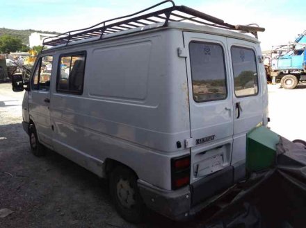 Vehiculo en el desguace: RENAULT TRAFIC (DESDE 5.89) T 900