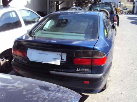 Vehiculo en el desguace: RENAULT LAGUNA (B56) 2.2 D RT (B56F/G)