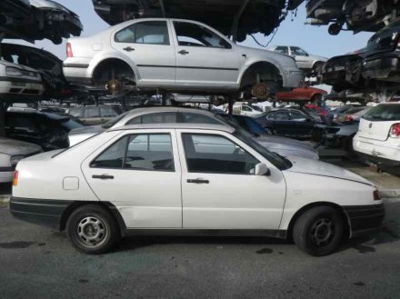 Vehiculo en el desguace: SEAT TOLEDO (1L) Magnus