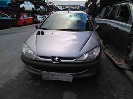 Vehiculo en el desguace: PEUGEOT 206 BERLINA XR