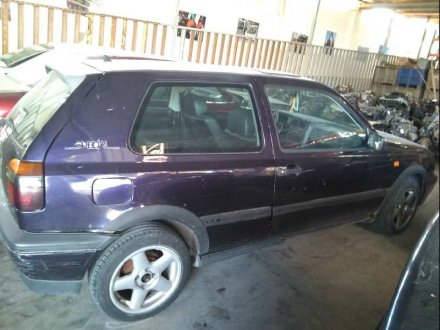 Vehiculo en el desguace: VOLKSWAGEN GOLF III BERLINA (1H1) GL