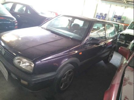 Vehiculo en el desguace: VOLKSWAGEN GOLF III BERLINA (1H1) GL