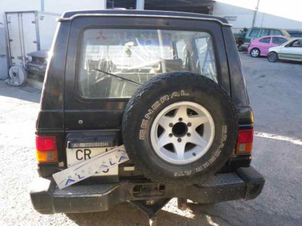 Vehiculo en el desguace: MITSUBISHI PAJERO L040