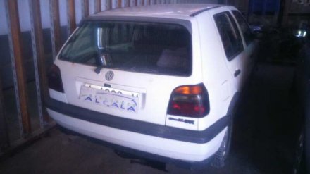 Vehiculo en el desguace: VOLKSWAGEN GOLF III BERLINA (1H1) GTI