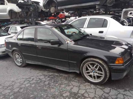 Vehiculo en el desguace: BMW SERIE 3 BERLINA (E36) 325tds