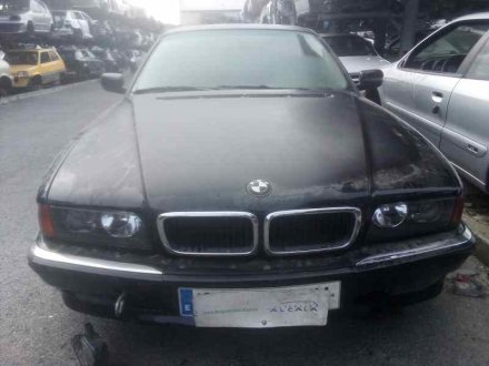 Vehiculo en el desguace: BMW SERIE 7 (E38) 725tds