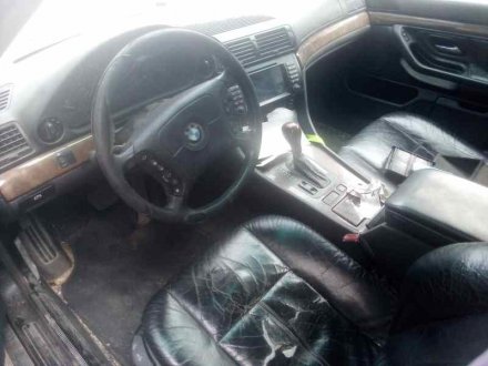 Vehiculo en el desguace: BMW SERIE 7 (E38) 725tds