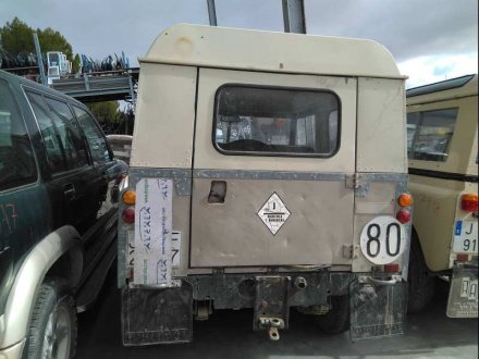 Vehiculo en el desguace: LAND ROVER SANTANA 88