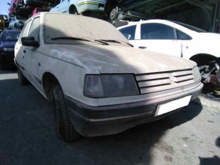 Vehiculo en el desguace: PEUGEOT 309 Básico