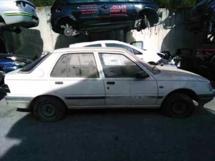 Vehiculo en el desguace: PEUGEOT 309 Básico