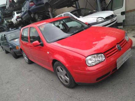 Vehiculo en el desguace: VOLKSWAGEN GOLF IV BERLINA (1J1) Básico