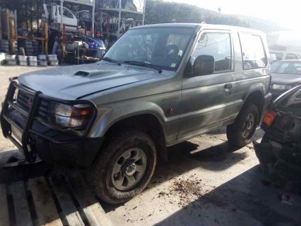 Vehiculo en el desguace: MITSUBISHI MONTERO (V20/V40) 2800 TD GLS (3-ptas.)