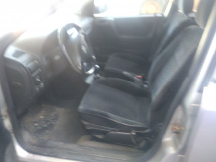 Vehiculo en el desguace: OPEL ASTRA G BERLINA 1.6 16V