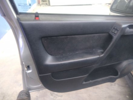 Vehiculo en el desguace: OPEL ASTRA G BERLINA 1.6 16V