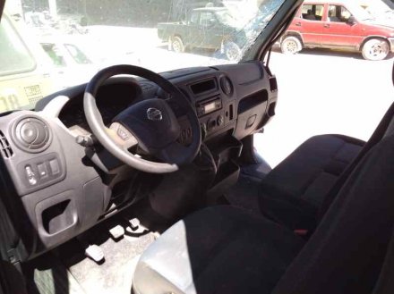 Vehiculo en el desguace: NISSAN NV 400 L1H1 2,8t PRO