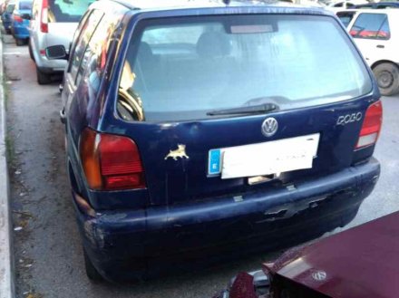 Vehiculo en el desguace: VOLKSWAGEN POLO BERLINA (6N1) Básico