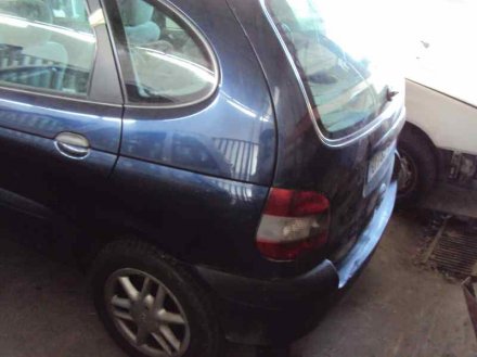 Vehiculo en el desguace: RENAULT SCENIC (JA..) 1.9 DCI Authentique