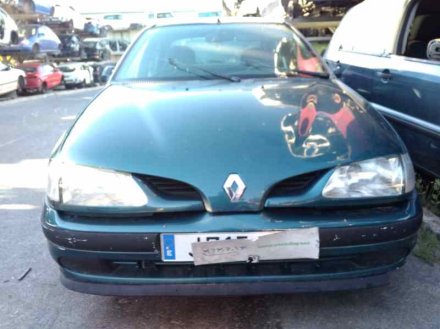 Vehiculo en el desguace: RENAULT MEGANE I CLASSIC (LA0) 1.9 D RN