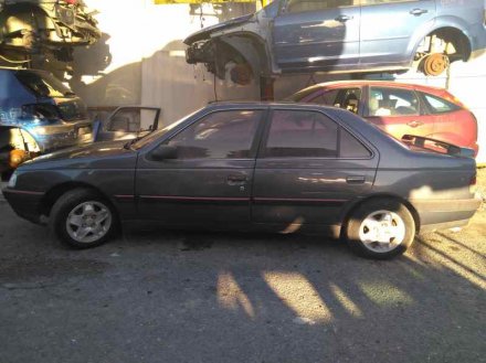 Vehiculo en el desguace: PEUGEOT 405 BERLINA Clim