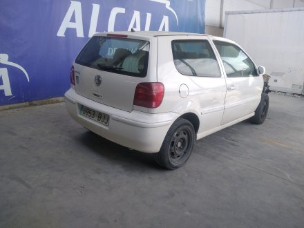 Vehiculo en el desguace: VOLKSWAGEN POLO BERLINA (6N2) 1.4