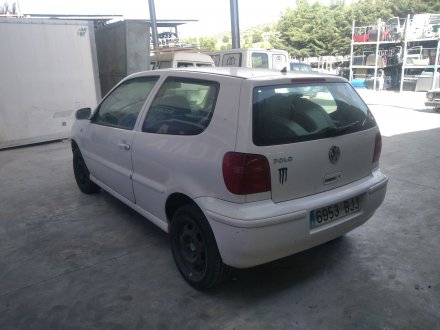 Vehiculo en el desguace: VOLKSWAGEN POLO BERLINA (6N2) 1.4