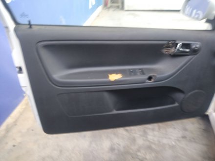 Vehiculo en el desguace: VOLKSWAGEN POLO BERLINA (6N2) 1.4