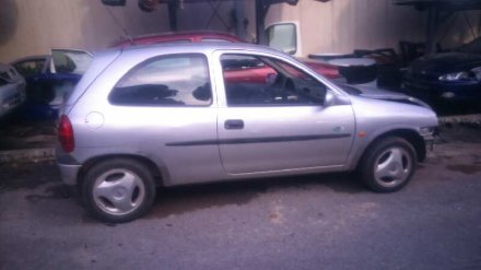 Vehiculo en el desguace: OPEL CORSA B Viva