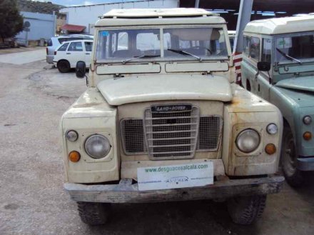 Vehiculo en el desguace: LAND ROVER SANTANA 109