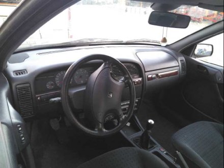 Vehiculo en el desguace: CITROEN XANTIA BERLINA 2.0 HDi 90/110 Attraction