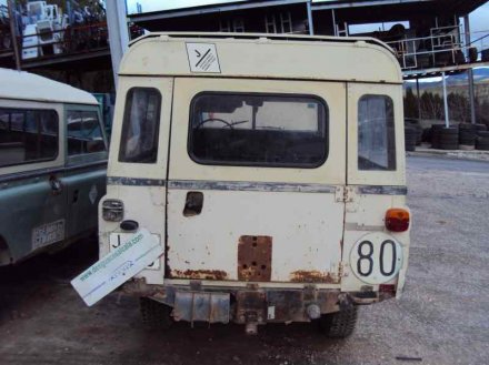 Vehiculo en el desguace: LAND ROVER SANTANA 109