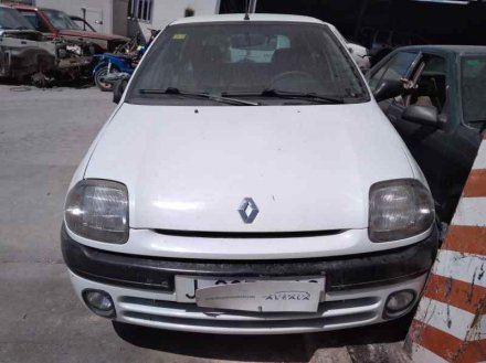 Vehiculo en el desguace: RENAULT CLIO II FASE I (B/CBO) 1.9 D