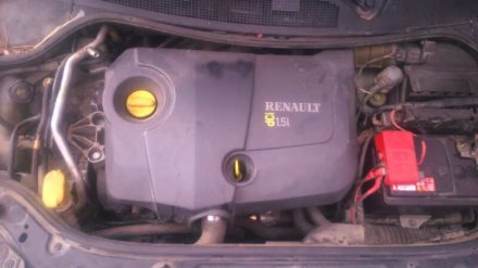 Vehiculo en el desguace: RENAULT MEGANE II BERLINA 5P Authentique