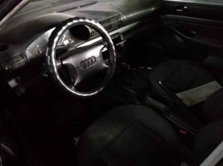 Vehiculo en el desguace: AUDI A4 BERLINA (B5) 1.9 TDI