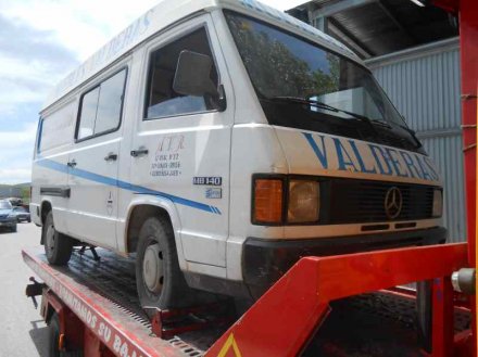 Vehiculo en el desguace: MERCEDES MB 140 *