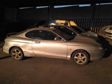 Vehiculo en el desguace: HYUNDAI COUPE (RD) 1.6 FX