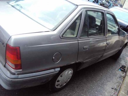 Vehiculo en el desguace: OPEL KADETT E GL Berlina