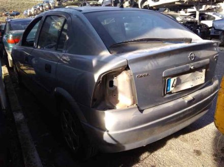 Vehiculo en el desguace: OPEL ASTRA G BERLINA Club