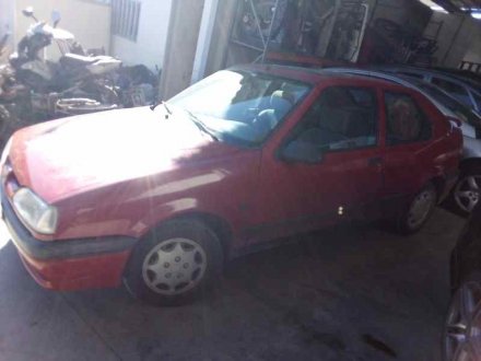 Vehiculo en el desguace: RENAULT 19 (B/C/L53) 1.9 DIESEL