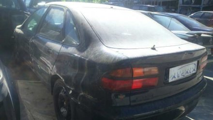 Vehiculo en el desguace: RENAULT LAGUNA (B56) *