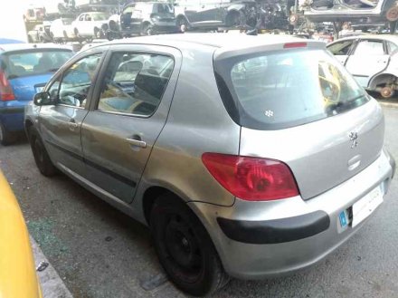 Vehiculo en el desguace: PEUGEOT 307 (S1) XS