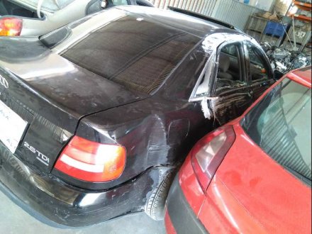 Vehiculo en el desguace: AUDI A4 BERLINA (B5) 2.5 TDI Quattro