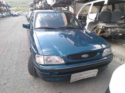 Vehiculo en el desguace: FORD ESCORT BERLINA/TURNIER CL Berlina