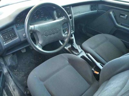 Vehiculo en el desguace: AUDI 80/90 (811/813/853) 90 Básico