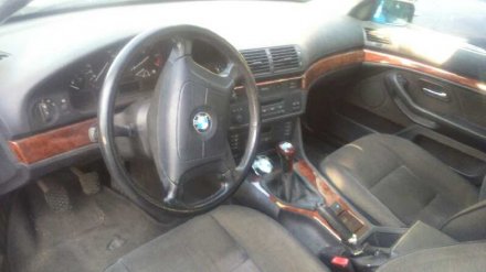 Vehiculo en el desguace: BMW SERIE 5 BERLINA (E39) 528i