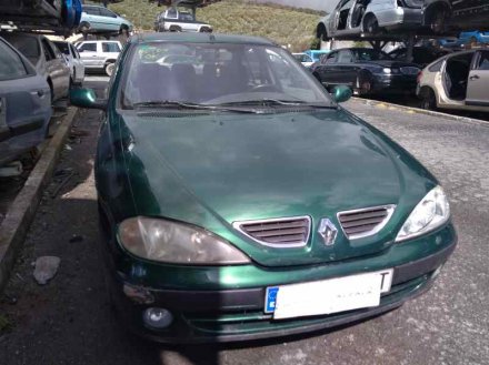 Vehiculo en el desguace: RENAULT MEGANE I CLASSIC (LA0) 1.9 D RN