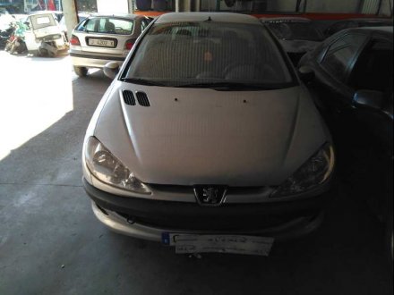 Vehiculo en el desguace: PEUGEOT 206 BERLINA XT