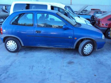 Vehiculo en el desguace: OPEL CORSA B Top